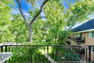 [Address not provided], Glen Ellyn, IL 60137 - Photo 13