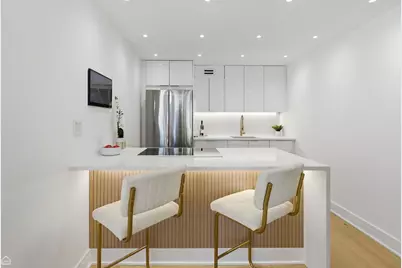 100 E Walton Street #36D, Chicago, IL 60611 - Photo 5