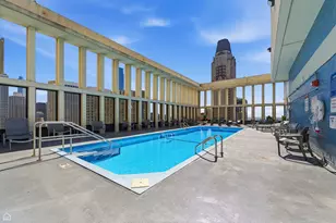 100 E Walton St, Chicago, IL 60611 - Photo 25