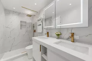 100 E Walton St, Chicago, IL 60611 - Photo 17