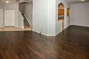 574 E Thornhill Ln, Palatine, IL 60074 - Photo 7