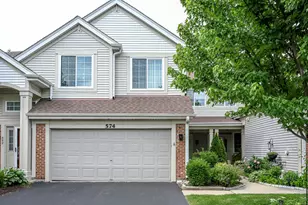 574 E Thornhill Ln, Palatine, IL 60074 - Photo 1