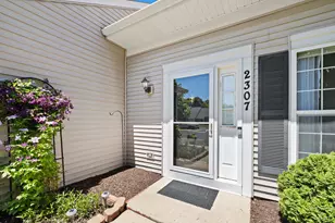 2307 Aspen Dr, Woodstock, IL 60098 - Photo 3