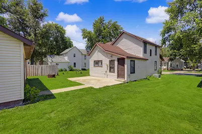 1206 E Main Street, Clifton, IL 61727 - Photo 31