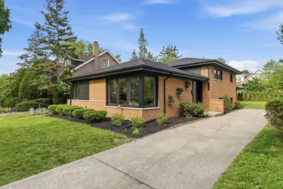 1009 S Washington Avenue, Park Ridge, IL 60068 - Photo 1