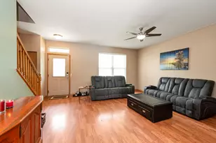 6301 Southridge Dr, Plainfield, IL 60586 - Photo 3