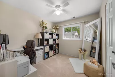575 Rodenburg Road, Roselle, IL 60172 - Photo 19