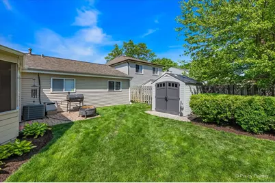 575 Rodenburg Road, Roselle, IL 60172 - Photo 5