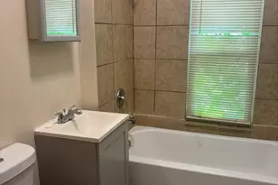 11317 S Edbrooke Ave, Chicago, IL 60628 - Photo 9