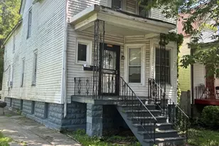11317 S Edbrooke Ave, Chicago, IL 60628 - Photo 1