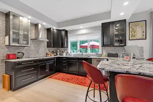 902 Doral Dr, Bartlett, IL 60103 - Photo 7