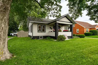 307 W Cleveland Street, Heyworth, IL 61745 - Photo 1