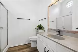 5825 Hancock Ln, Gurnee, IL 60031 - Photo 17