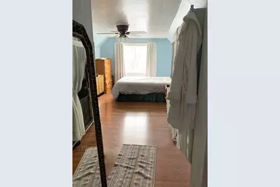 2839 N Central Park Avenue, Chicago, IL 60618 - Photo 9