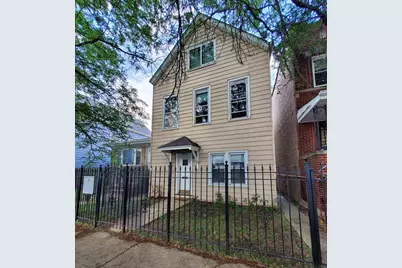 2839 N Central Park Avenue, Chicago, IL 60618 - Photo 1