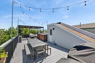 875 N Paulina St, Chicago, IL 60622 - Photo 17