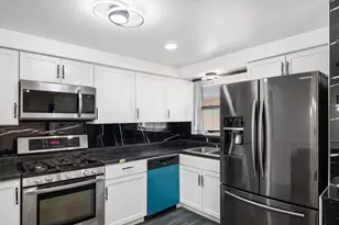 1145 E 90th St, Chicago, IL 60619 - Photo 5