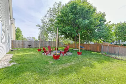 1854 S Fallbrook Drive, Round Lake, IL 60073 - Photo 19