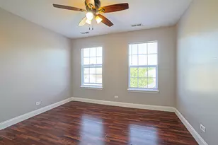 1854 S Fallbrook Dr, Round Lake, IL 60073 - Photo 15