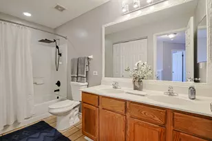 1854 S Fallbrook Dr, Round Lake, IL 60073 - Photo 17