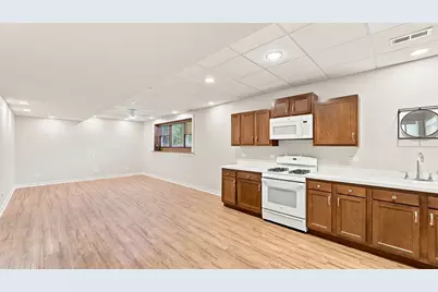 27W173 Galusha, Warrenville, IL 60555 - Photo 19