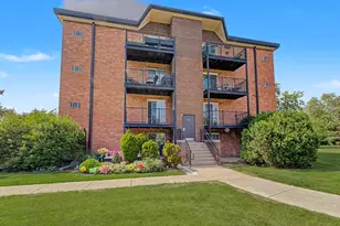1227 S Old Wilke Rd, Arlington Heights, IL 60005 - Photo 19