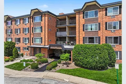 1227 S Old Wilke Road #210, Arlington Heights, IL 60005 - Photo 1