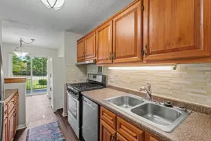 1227 S Old Wilke Rd, Arlington Heights, IL 60005 - Photo 11
