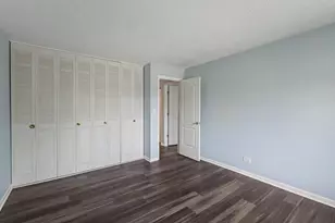 1227 S Old Wilke Rd, Arlington Heights, IL 60005 - Photo 13
