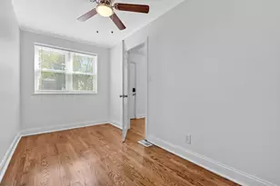 2228 S Wood St, Chicago, IL 60608 - Photo 13