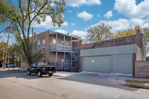2228 S Wood St, Chicago, IL 60608 - Photo 15