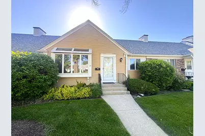 79 Garden Drive, Montgomery, IL 60538 - Photo 1