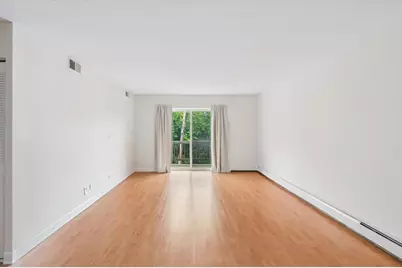 8232 Niles Center Road #214, Skokie, IL 60077 - Photo 5