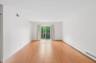 8232 Niles Center Rd, Skokie, IL 60077 - Photo 5