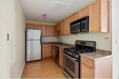 8232 Niles Center Road #214, Skokie, IL 60077 - Photo 3