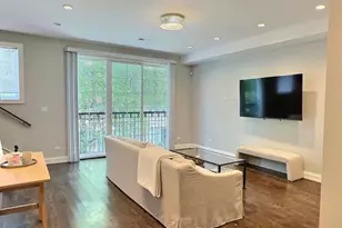 2538 N Southport Ave, Chicago, IL 60614 - Photo 5