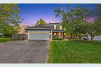 906 Barbara Street, Lake in the Hills, IL 60156 - Photo 13