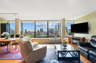 155 N Harbor Dr, Chicago, IL 60601 - Photo 5