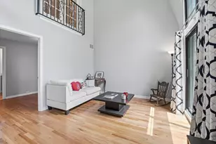 600 W Russell St, Barrington, IL 60010 - Photo 9