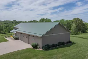 16168 Scenic Ridge Rd, Savanna, IL 61074 - Photo 7