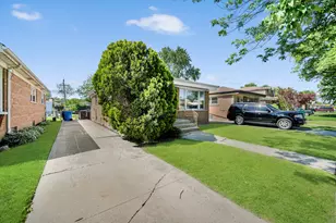 4313 W 77th Pl, Chicago, IL 60652 - Photo 3
