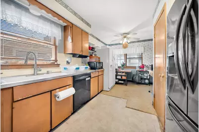 4313 W 77th Place, Chicago, IL 60652 - Photo 7