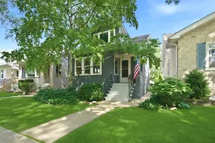 5733 N Marmora Ave, Chicago, IL 60646 - Photo 3