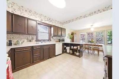 5733 N Marmora Avenue, Chicago, IL 60646 - Photo 11