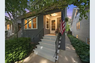 5733 N Marmora Avenue, Chicago, IL 60646 - Photo 1