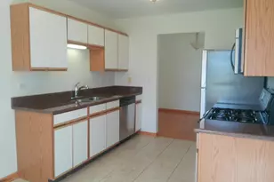 1675 Mansfield Ct, Roselle, IL 60172 - Photo 7