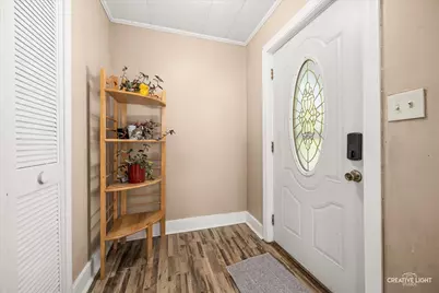 124 W Stimmel Street, West Chicago, IL 60185 - Photo 5