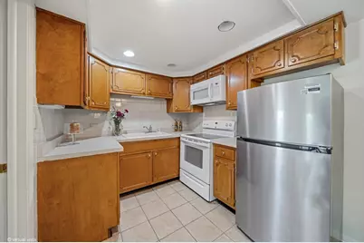 5300 Walnut Avenue #19C, Downers Grove, IL 60515 - Photo 7