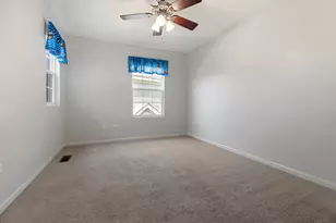 1022 Ravendale Ct, Naperville, IL 60540 - Photo 21