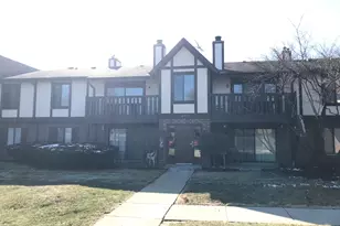 219 Uteg St, Crystal Lake, IL 60014 - Photo 1